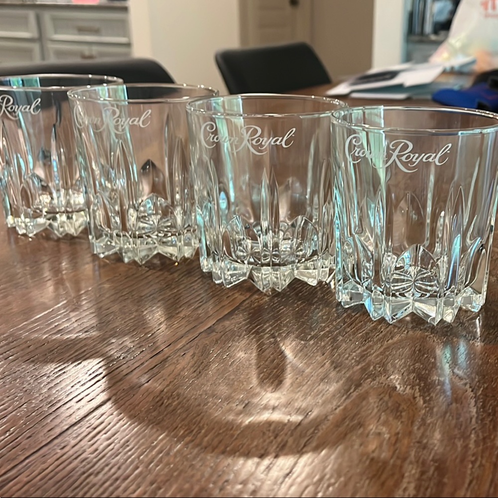 Crown Royal Clear Glass Old Fashioned Set of 4 Glasses